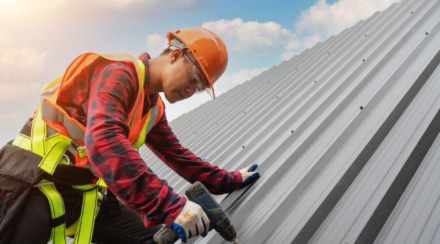 Professional Flat Roofing Installation in Watersmeet, MI